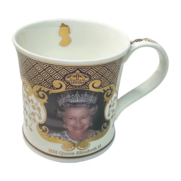 Dunoon HM Queen Elizabeth II Portrait Longest Reigning Monarch Tea Coffee Mug - Picture 1 of 4